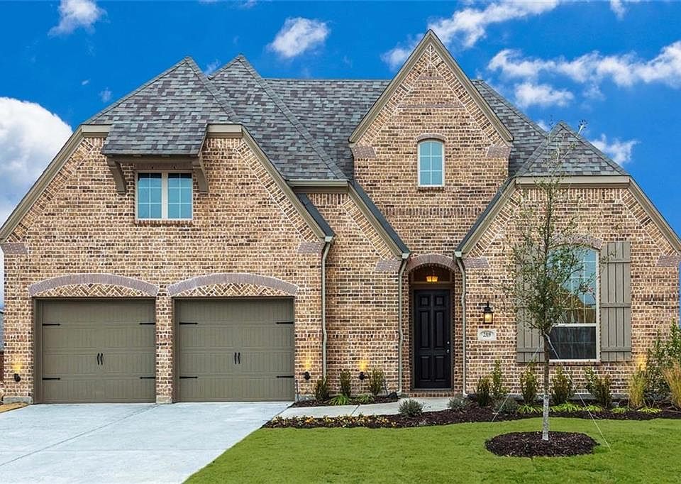 1st image of 2319 Saratoga Dr