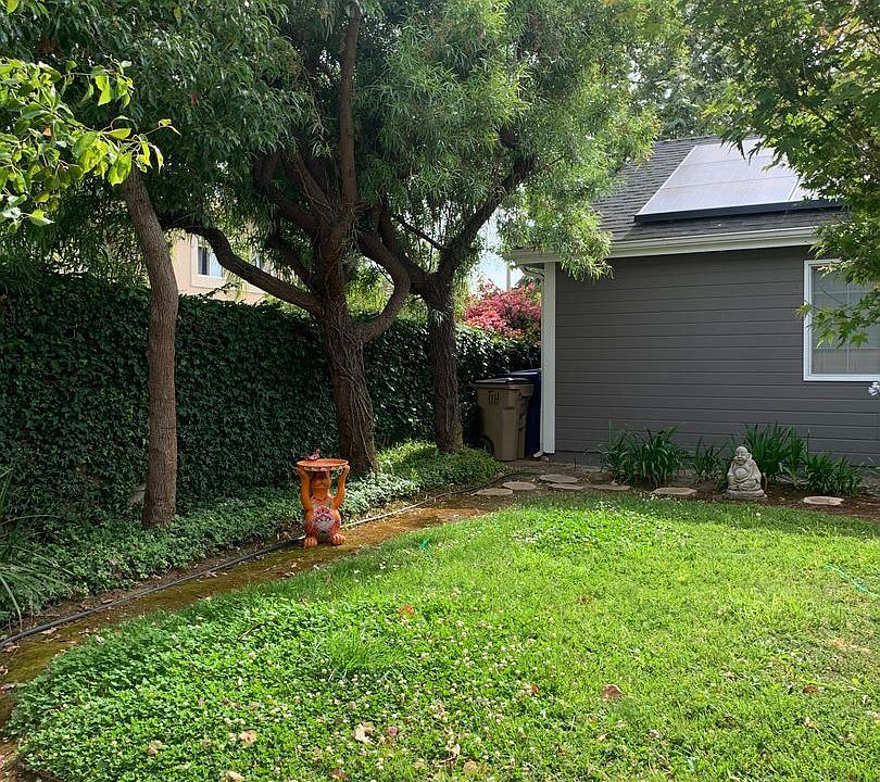 2nd image of 40 Pebble Hill Dr