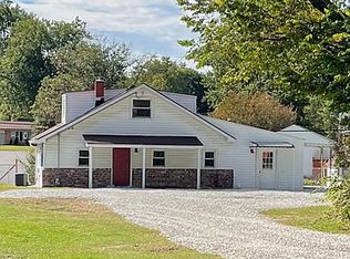 5352 1/2 New Cut Rd, Louisville, KY 40214