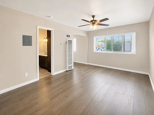 2877 A St #2 Photo 1