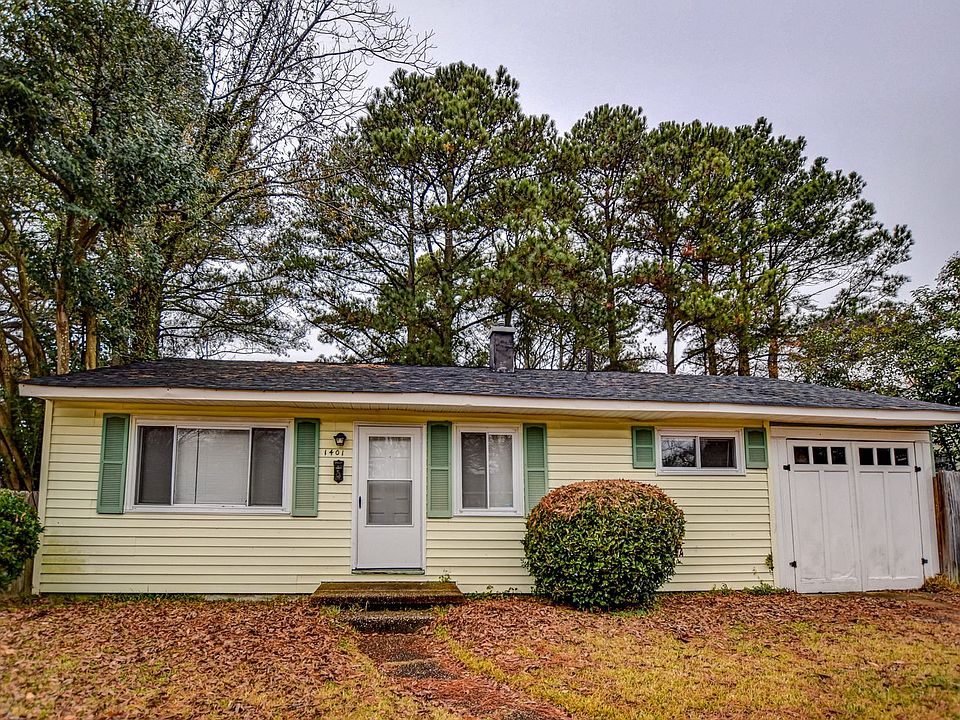 1st image of 1401 River Oaks Dr