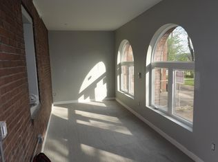 16 Holland Ave APT 102, Braddock, PA 15104