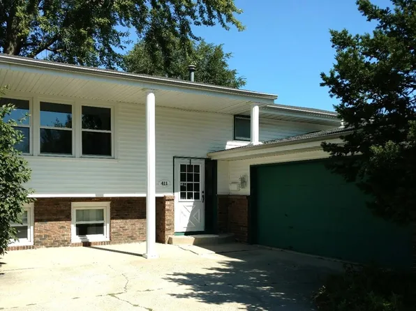 411 Cherry Hill Rd, Dyer, IN 46311