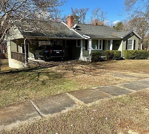 2nd image of 723 N 12th St