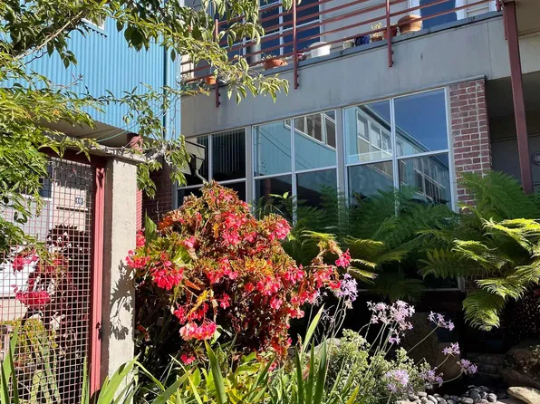 5514 Doyle St APT 7, Emeryville, CA 94608