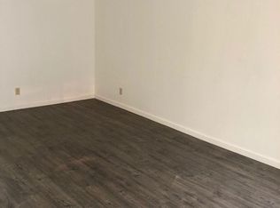 753 Kerryjen Ct APT B, Redding, CA 96002