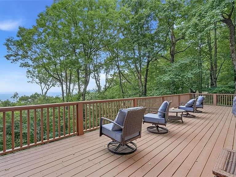 424 Sanderlin Mountain Dr — Photo 4
