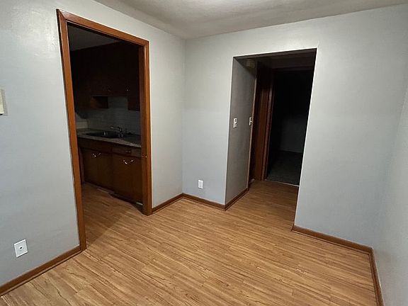 4th image of 1731 D St #2