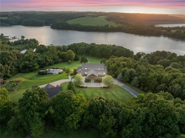 22631 Jennings Dr, Springdale, AR 72764