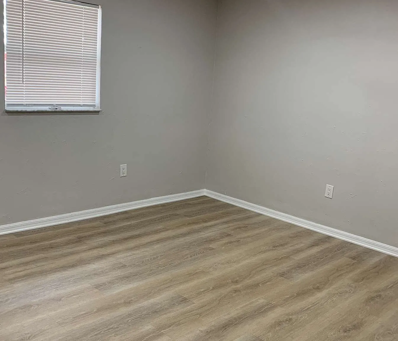 1 bed, 680 sqft, $1,200 — Photo 2