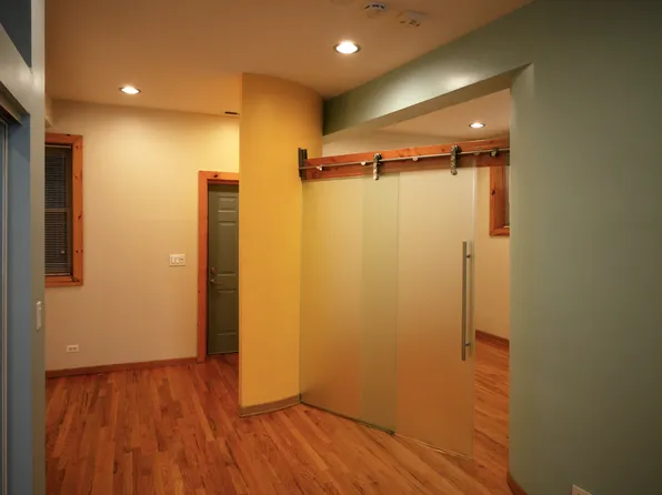 940 N Damen Ave Suite 1, Chicago, IL 60622