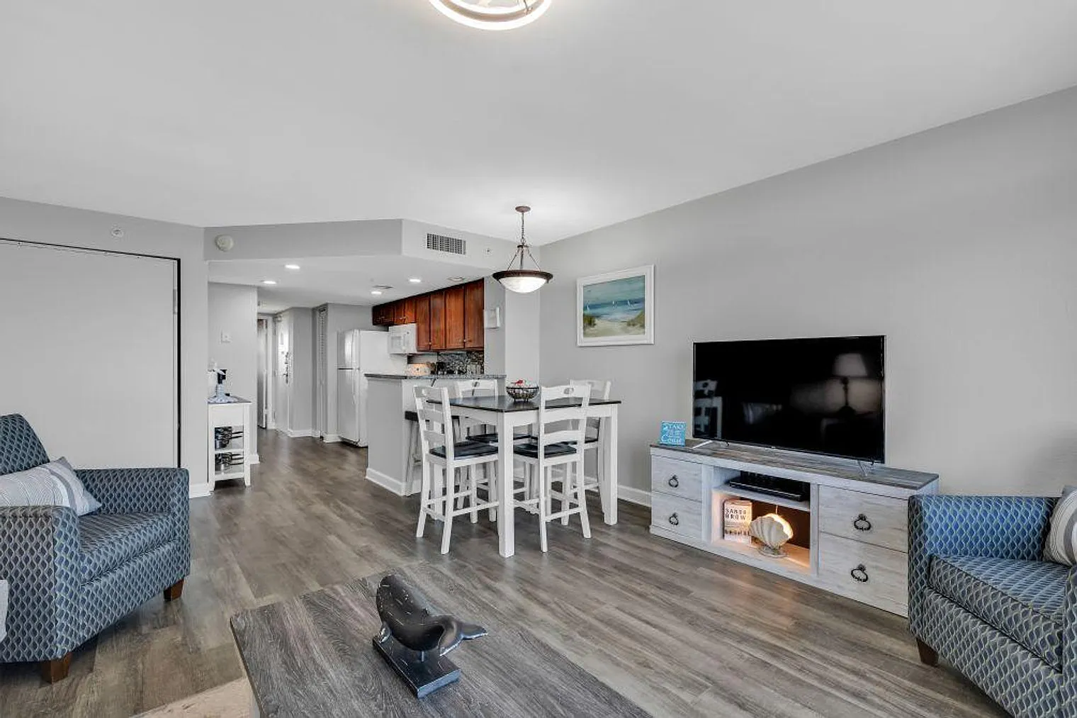 1 bed, 1.0 bath, 624 sqft, $3,103 — Photo 3