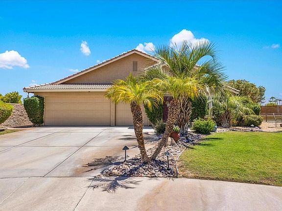 3rd image of 45400 Ashwood Ct