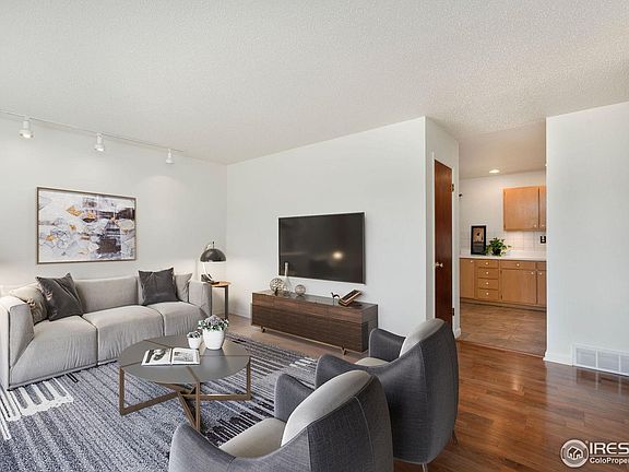 3rd image of 228 Ley Dr
