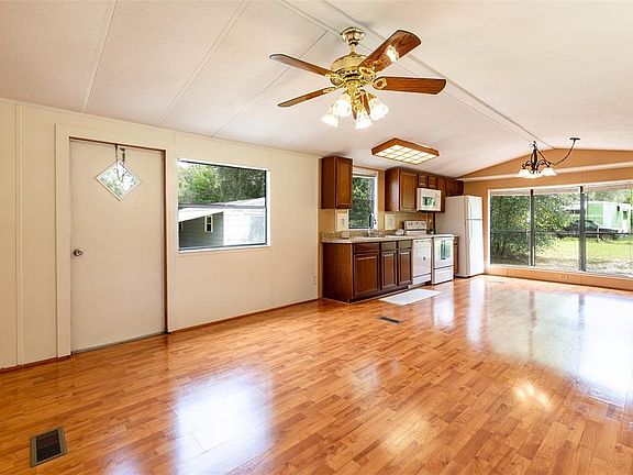 4th image of 5865 NE 137TH TERRACE