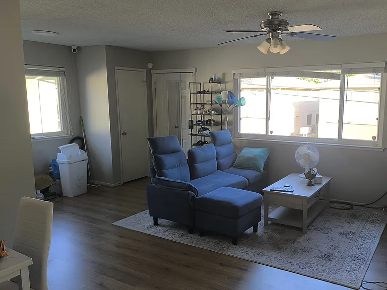 2009 Benita Dr #4 — Photo 11