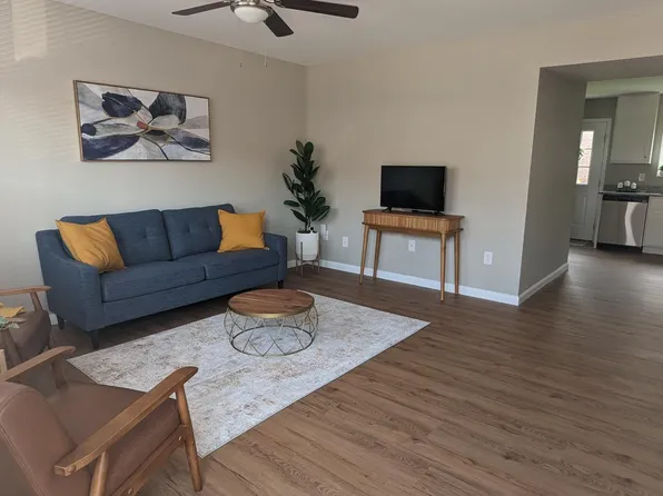 1405 Northridge Pl, Wright City, MO 63390