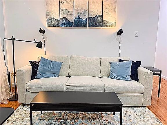 4th image of 256 W 108th St APT 3e