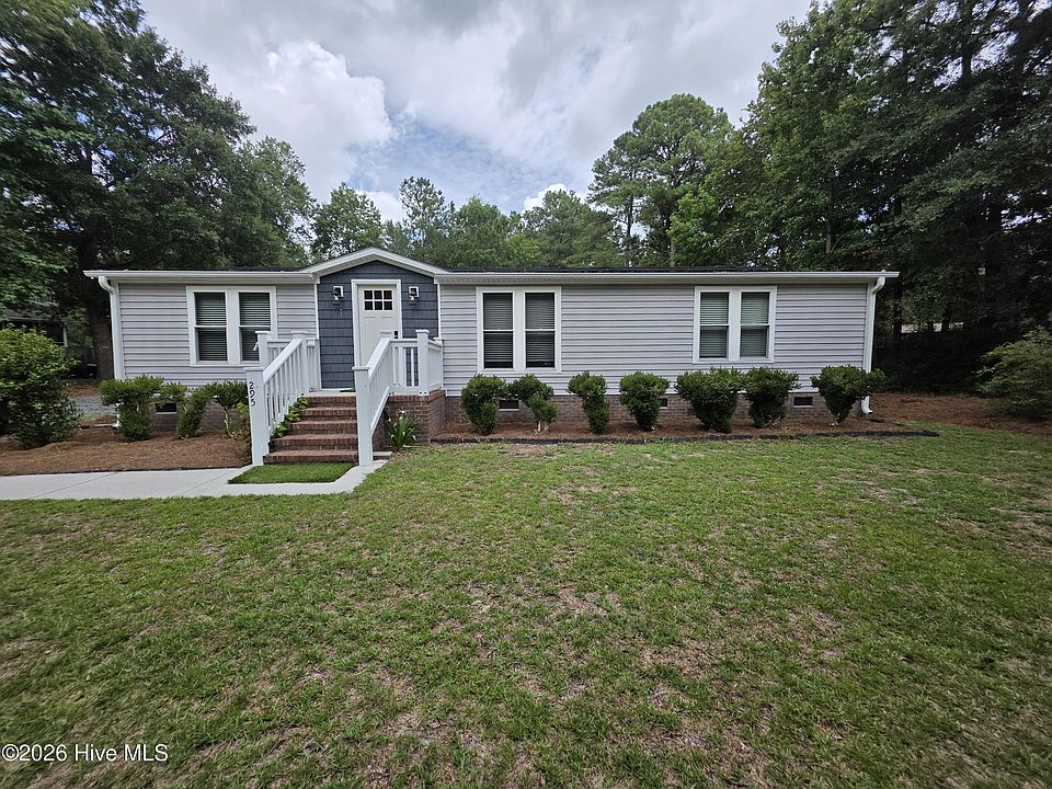 1st image of 295 Groves Point Circle