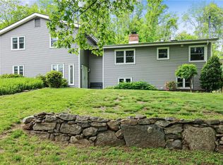 15 Finnerty Pl, Putnam Valley, NY 10579