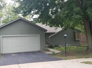 2607 Woodhill Dr, Okemos, MI 48864