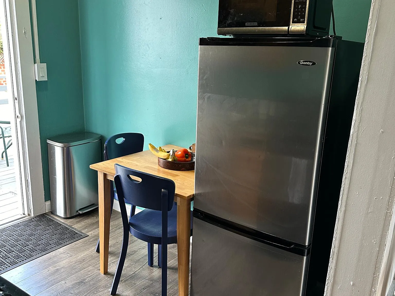 2 bed, 700 sqft, $2,050 — Photo 4