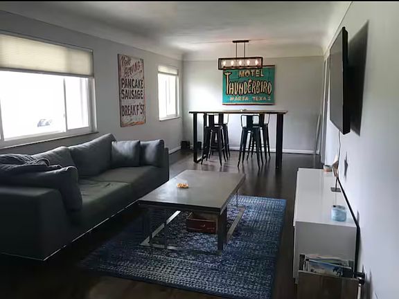 3rd image of 4184 Miami Western Dr