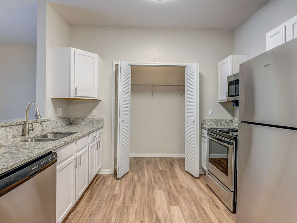 1st image of 2220 Gloria Cir #2-014