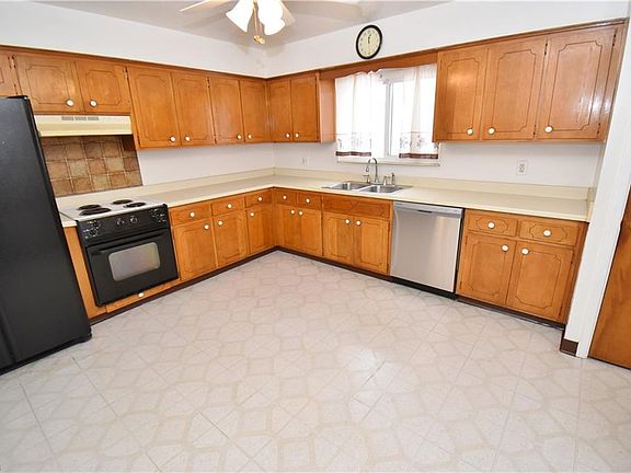 4th image of 27901 Mills Ave #1I