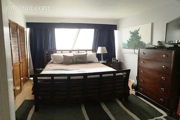 Rented by Corcoran | media 22