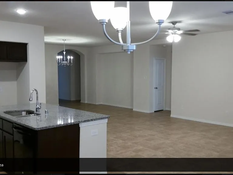 8403 Kari Bend Cir — Photo 10