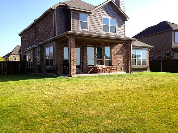 2nd image of 600 Hampshire Dr