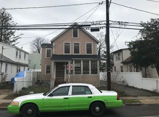 15 Sycamore Ave, Hempstead, NY 11550