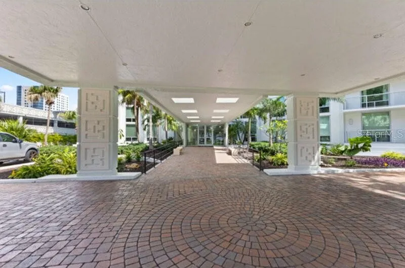 2 bed, 2.0 bath, 1575 sqft, $4,000 — Photo 4