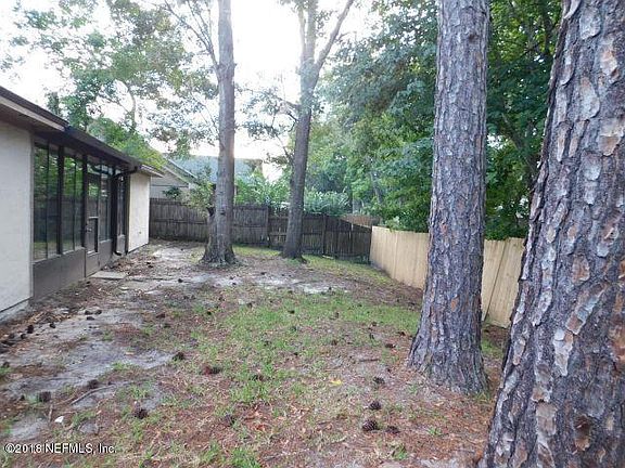 5th image of 8241 Lakemont Dr
