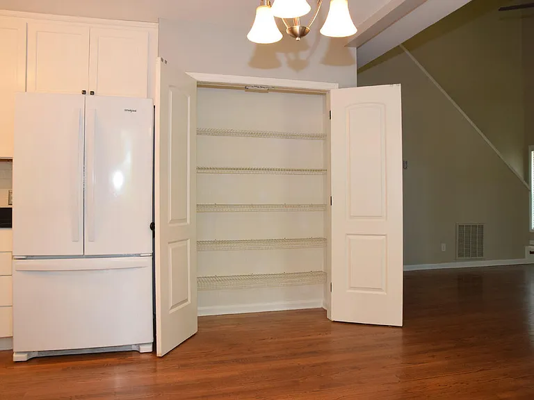 103 Ashley Brook Ct — Photo 8