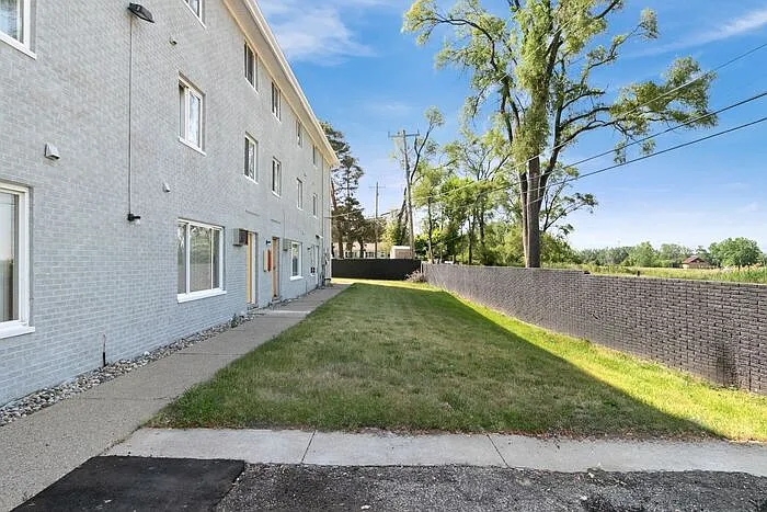 45835 Brownell St #1R — Photo 17