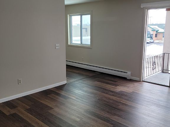 3rd image of 2789 Erna Dr APT 4