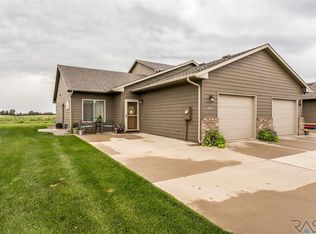 8209 W 56th St #10D, Sioux Falls, SD 57106