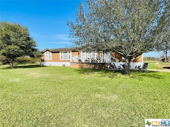 3546 Burroughsville Rd, Victoria, TX 77905