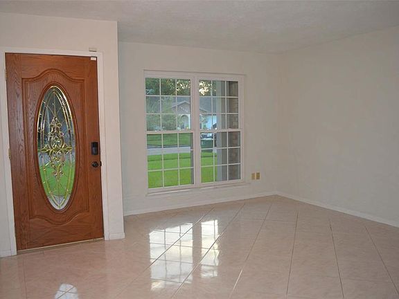 2nd image of 16123 La Cabana Dr