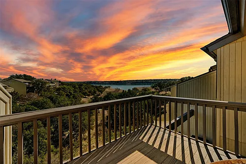 115 Comanche Point Photo 1