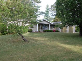 908 Southridge Dr, Vestavia Hills, AL 35216