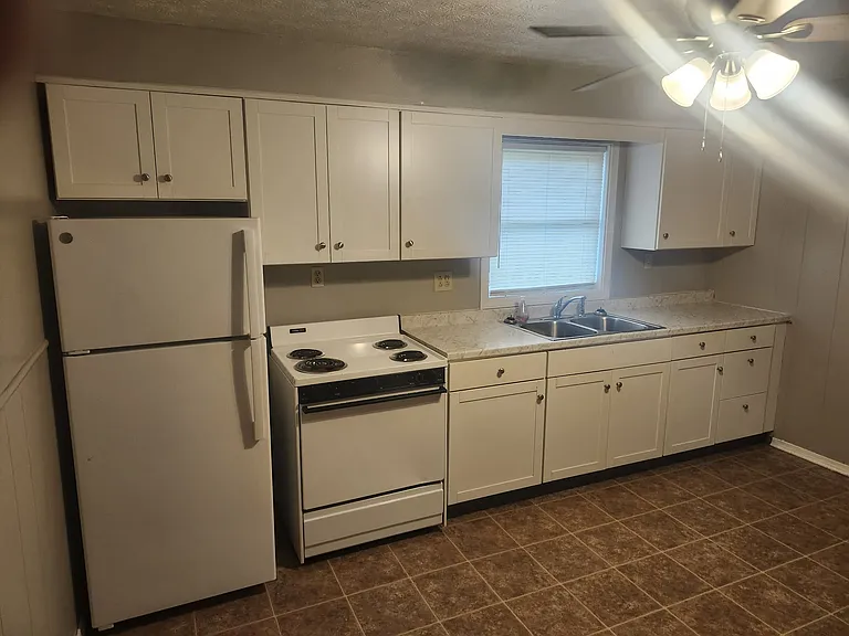 717 V St #1 — Photo 2