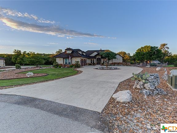 2nd image of 1032 Firenze Pl