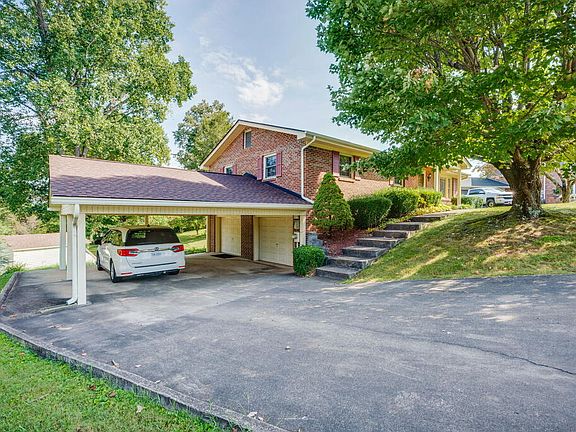 3rd image of 551 Meadowcrest Dr