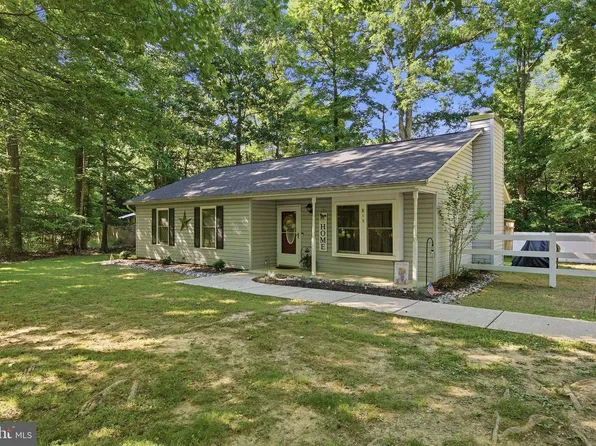 815 San Mateo Trl, Lusby, MD 20657