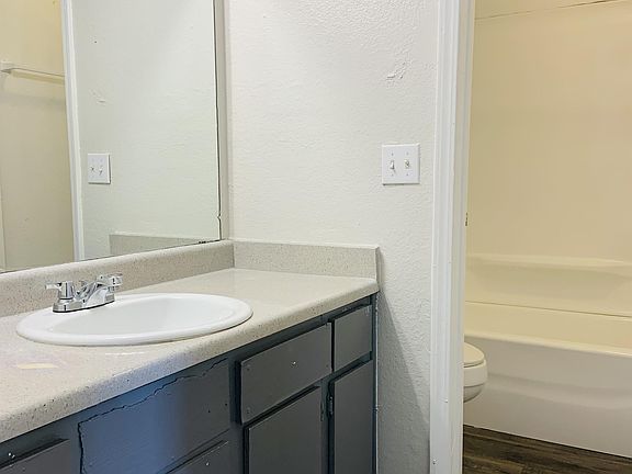 4th image of 3509 N Nesbitt Ave #16354572