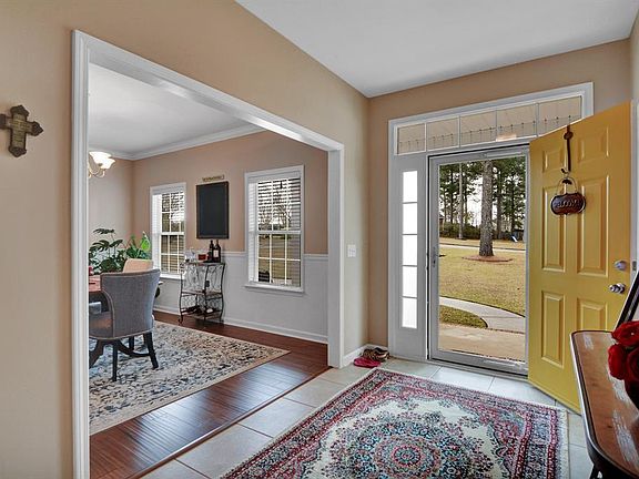 3rd image of 104 Bellwood Trl