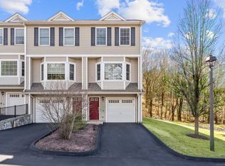 1 Summer Brook Way #1, Seymour, CT 06483